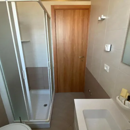 Cygnus Nocleg ze śniadaniem Lido di Jesolo